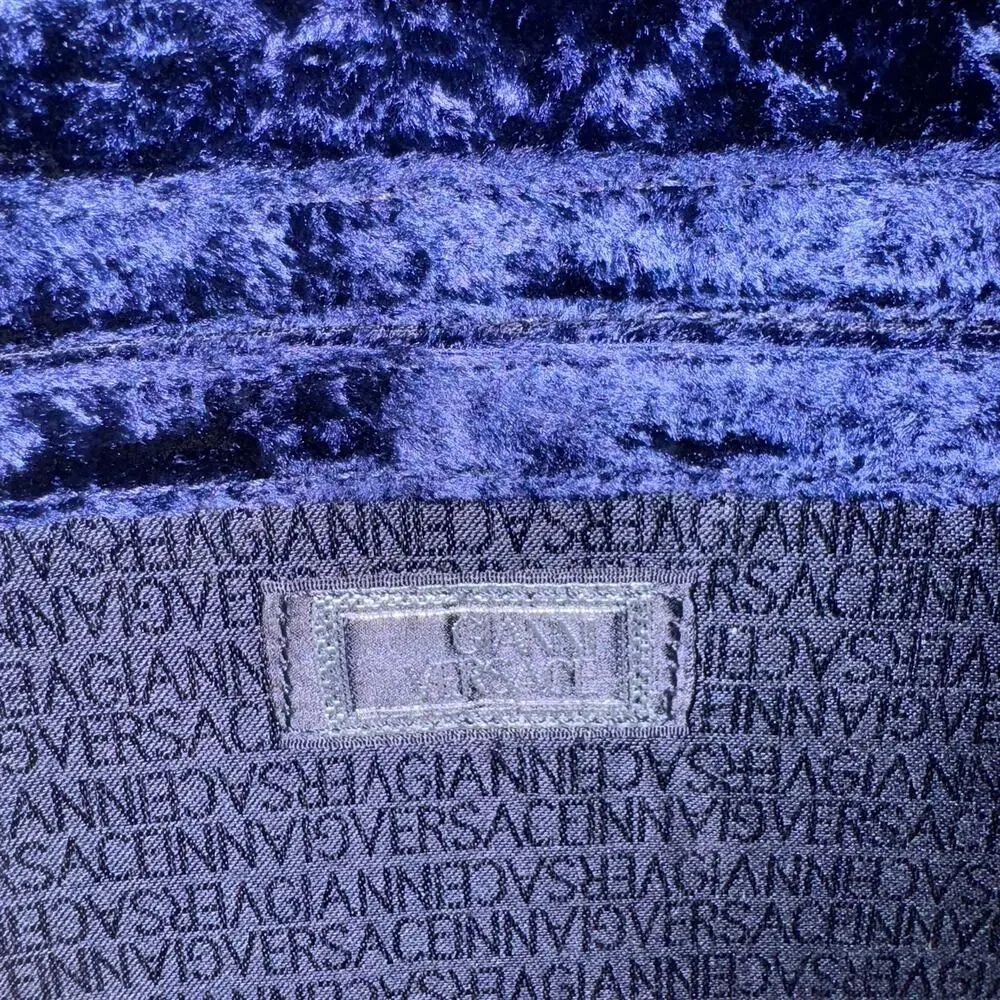 Very Rare Vintage Gianni Versace Blue Velvet Gold Chain Shoulder Bag - Picture 8 of 10